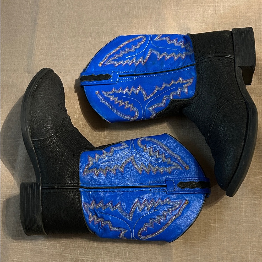 EUC Old West Black and Blue Boots